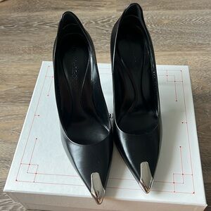 Steel toe Alexander McQueen pumps